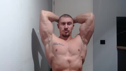  ------- SEX SHOW WITH GUYS AND GIRLS  MUSCLE SHOW online show from 12/01/24, 09:15
