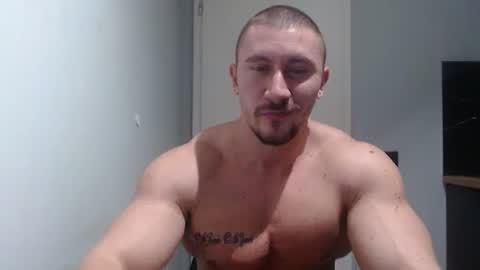  ------- SEX SHOW WITH GUYS AND GIRLS  MUSCLE SHOW online show from 12/05/24, 07:17