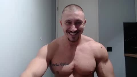 ------- SEX SHOW WITH GUYS AND GIRLS  MUSCLE SHOW online show from 12/21/24, 06:34