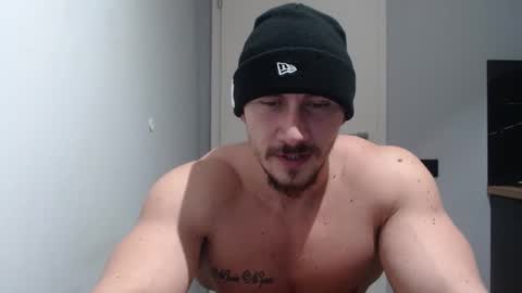  ------- SEX SHOW WITH GUYS AND GIRLS  MUSCLE SHOW online show from 01/15/25, 07:55