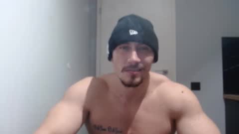  ------- SEX SHOW WITH GUYS AND GIRLS  MUSCLE SHOW online show from 02/10/25, 06:56