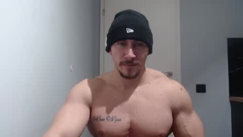  ------- SEX SHOW WITH GUYS AND GIRLS  MUSCLE SHOW online show from 02/11/25, 07:16
