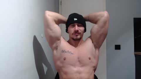  ------- SEX SHOW WITH GUYS AND GIRLS  MUSCLE SHOW online show from 02/12/25, 07:02