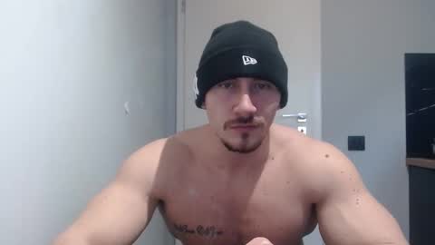  ------- SEX SHOW WITH GUYS AND GIRLS  MUSCLE SHOW online show from 02/22/25, 03:14