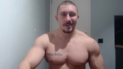  ------- SEX SHOW WITH GUYS AND GIRLS  MUSCLE SHOW online show from 02/26/25, 06:54