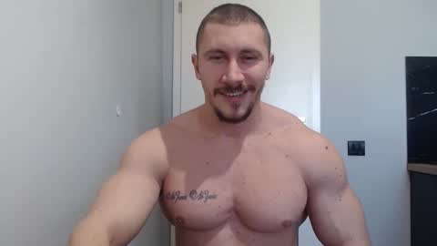  ------- SEX SHOW WITH GUYS AND GIRLS  MUSCLE SHOW online show from 03/05/25, 11:38