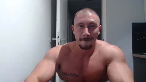  ------- SEX SHOW WITH GUYS AND GIRLS  MUSCLE SHOW online show from 09/09/25, 03:55