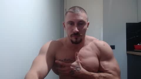  ------- SEX SHOW WITH GUYS AND GIRLS  MUSCLE SHOW online show from 10/11/25, 03:10
