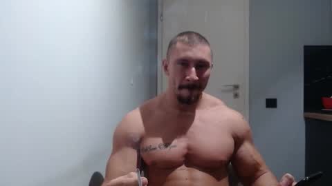  ------- SEX SHOW WITH GUYS AND GIRLS  MUSCLE SHOW online show from 10/15/25, 05:24