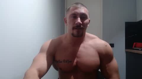  ------- SEX SHOW WITH GUYS AND GIRLS  MUSCLE SHOW online show from 10/24/25, 03:08