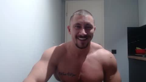 ------- SEX SHOW WITH GUYS AND GIRLS  MUSCLE SHOW online show from 11/11/25, 05:35
