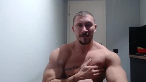  ------- SEX SHOW WITH GUYS AND GIRLS  MUSCLE SHOW online show from 11/17/25, 04:13