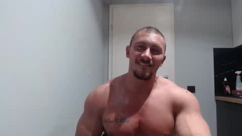 ------- SEX SHOW WITH GUYS AND GIRLS  MUSCLE SHOW online show from 12/21/25, 07:10