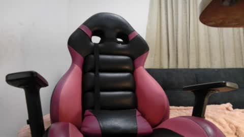 ivanna online show from 05/18/26, 02:07