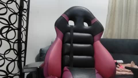 ivanna online show from 06/18/26, 04:02