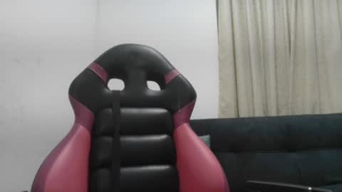 ivanna online show from 07/01/26, 04:25