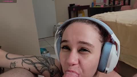 Snapshot of angels_fuck chatting on 02/03/25, 01:41 Chau Mist online show from 02/03/25, 01:41