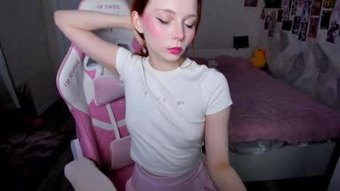 Snapshot of angels_of_passion chatting on 01/11/26, 05:07 Yana online show from 01/11/26, 05:07