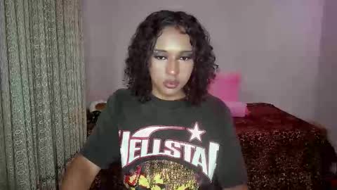   online show from 04/19/26, 04:34