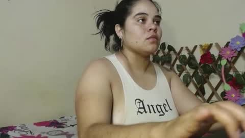 Snapshot of angelsexhotlatin chatting on 04/26/26, 01:53 angelsexhotlatin online show from 04/26/26, 01:53