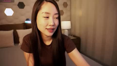 Snapshot of angelshy_ chatting on 09/24/25, 06:50 angelshy_ online show from 09/24/25, 06:50