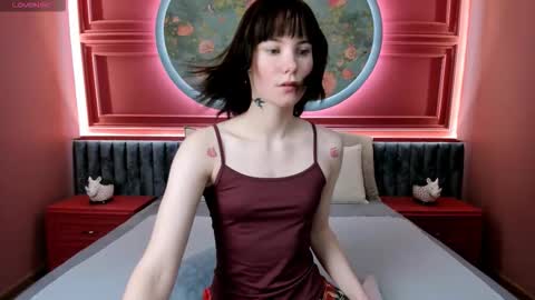 Snapshot of angelshy_ chatting on 11/08/25, 12:27 angelshy_ online show from 11/08/25, 12:27