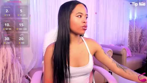 Snapshot of angelsmia_ chatting on 09/17/25, 04:25  MIA available content ask online show from 09/17/25, 04:25