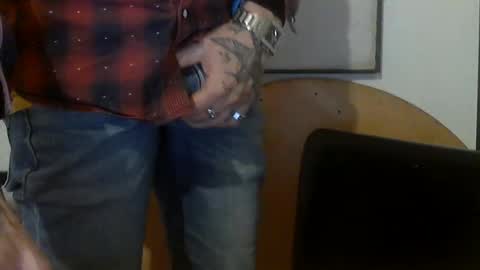 Snapshot of angelsound777 chatting on 01/01/25, 07:10 angelsound777 online show from 01/01/25, 07:10