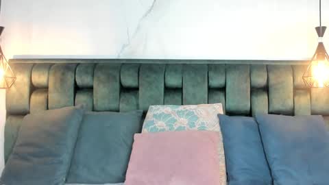 ANGIE online show from 01/26/25, 01:15