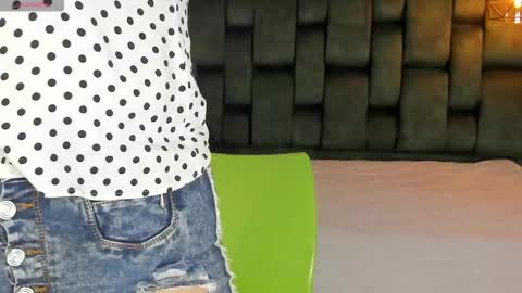 ANGIE online show from 10/10/25, 02:05