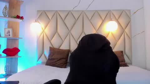 ANGIE online show from 06/18/26, 03:05