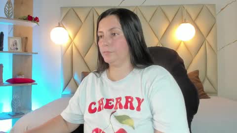 ANGIE online show from 06/19/26, 02:21