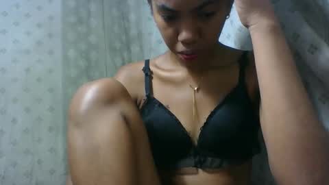 angeltta69 online show from 04/25/26, 07:00