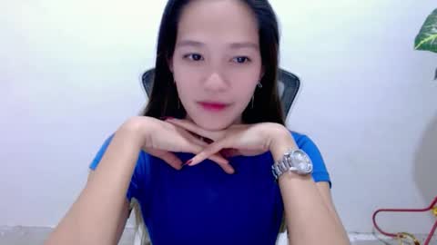Snapshot of angelyn_slim chatting on 03/13/26, 06:36 angelyn_slim online show from 03/13/26, 06:36