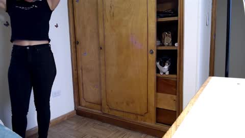 Snapshot of angelyxs chatting on 09/27/25, 07:19 Angelyxs online show from 09/27/25, 07:19