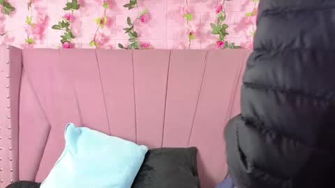 Snapshot of angeyapetite chatting on 02/09/26, 12:53 Anyega online show from 02/09/26, 12:53