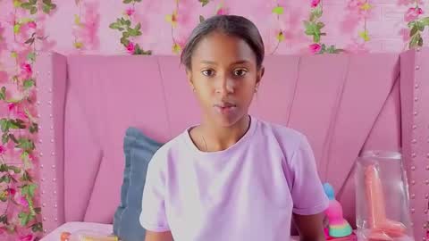 Snapshot of angeyapetite chatting on 03/05/26, 12:23 Anyega online show from 03/05/26, 12:23