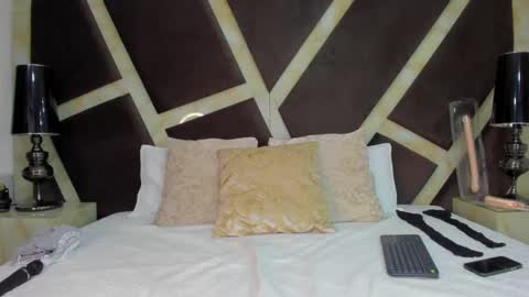  Anghel Stone  online show from 02/04/25, 06:06