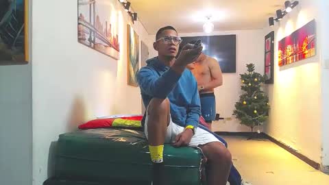 anghelytos online show from 12/21/25, 10:39