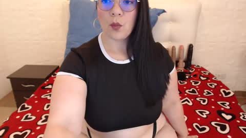 Angie online show from 09/08/25, 06:18