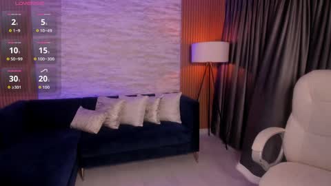 angie_smith_x online show from 05/19/26, 11:05