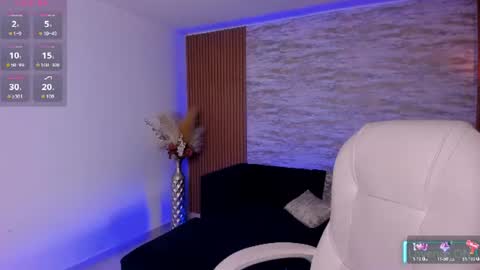angie_smith_x online show from 06/27/26, 11:04