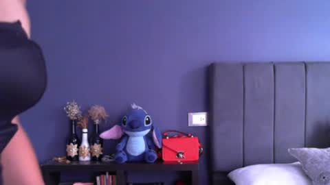 Angiebaxt online show from 06/10/26, 06:18