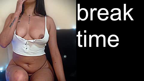 Angie y Andres online show from 02/24/25, 02:37