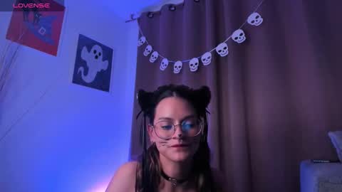 AngiePirs online show from 10/26/25, 01:33