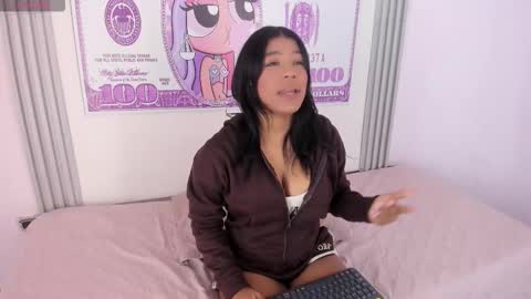 angy_avila online show from 11/15/25, 02:31