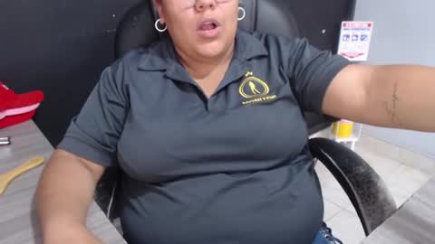 angy online show from 06/10/26, 08:52