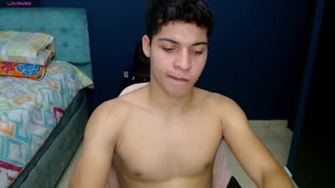 Snapshot of ani_and_ghost chatting on 02/10/25, 01:03 David online show from 02/10/25, 01:03