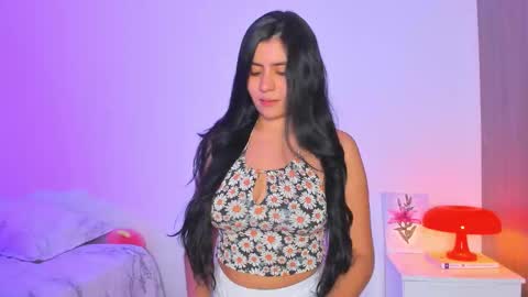 Snapshot of ani_mila chatting on 11/14/25, 05:06 Ani online show from 11/14/25, 05:06