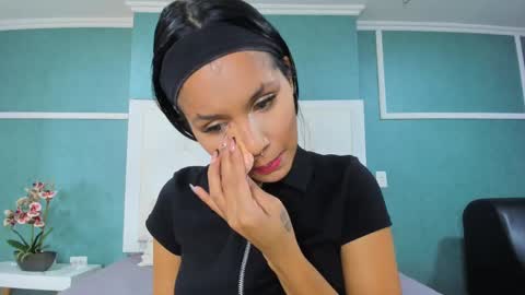 Ania online show from 09/29/25, 10:03